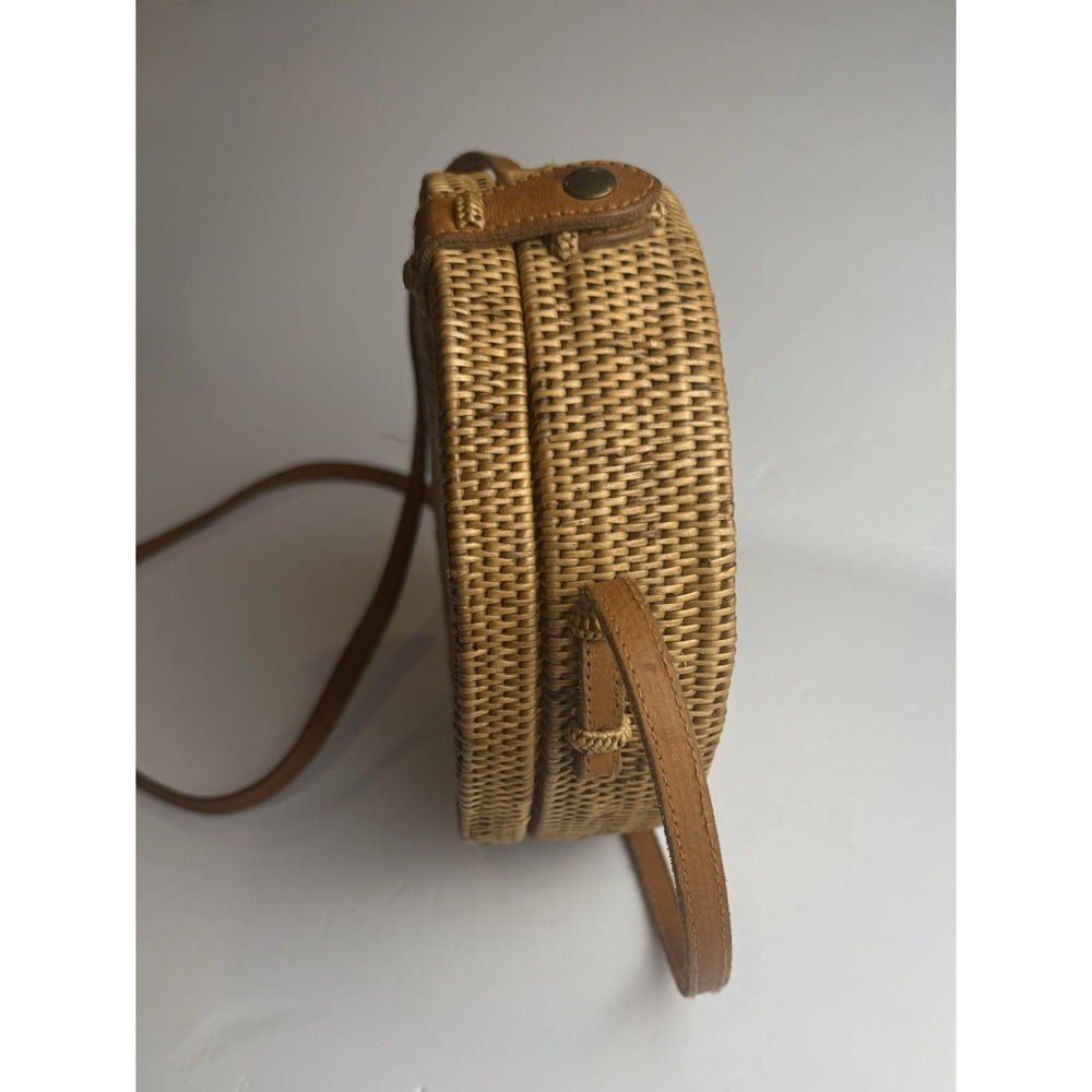 Round Woven Basket Crossbody Lined Hinged Purse Snap Closure Strap Boho Hippie - Picture 6 of 16